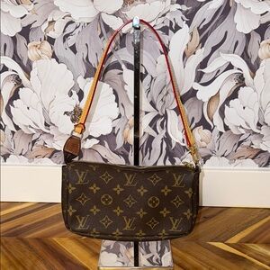 Authentic Louis Vuitton Pochette Accessories